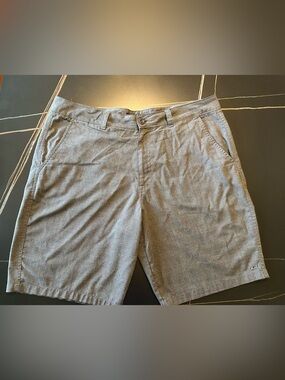 O'Neill Men's dark grey Chino Shorts with Striped Waist Trim